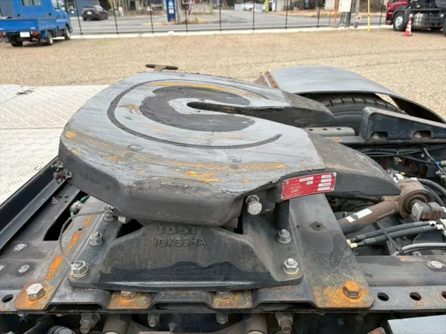 いすゞ ギガ QKG-EXD52BD(2WD)の写真9