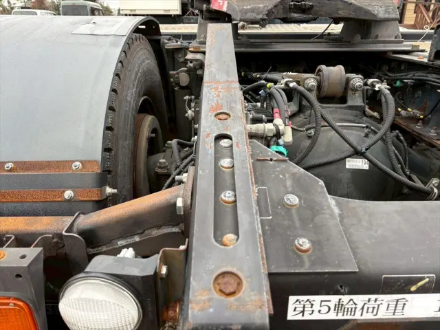 いすゞ ギガ QKG-EXD52BD(2WD)の写真11