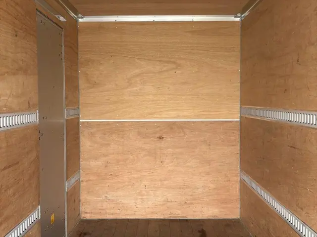 三菱 デリカ 2RG-FEAV0(2WD)の写真7