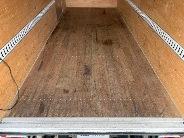 三菱 デリカ 2RG-FEAV0(2WD)の写真8