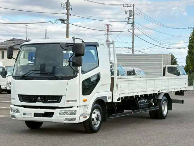 三菱 デリカ 2KG-FK62F(2WD)の写真1
