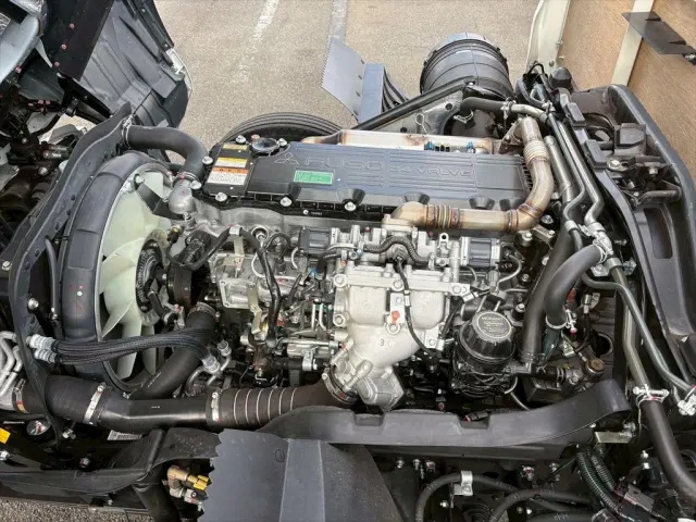 三菱 デリカ 2KG-FK62F(2WD)の写真18