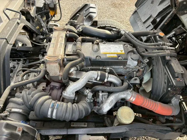 いすゞ フォワード 2RG-FRR90T2(2WD)の写真19