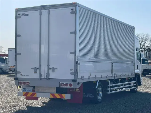 いすゞ フォワード 2RG-FTR90V4(2WD)の写真4