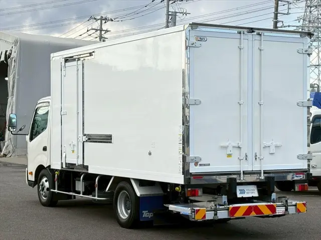 日野 デュトロ 2KG-XZU712M(2WD)の写真3