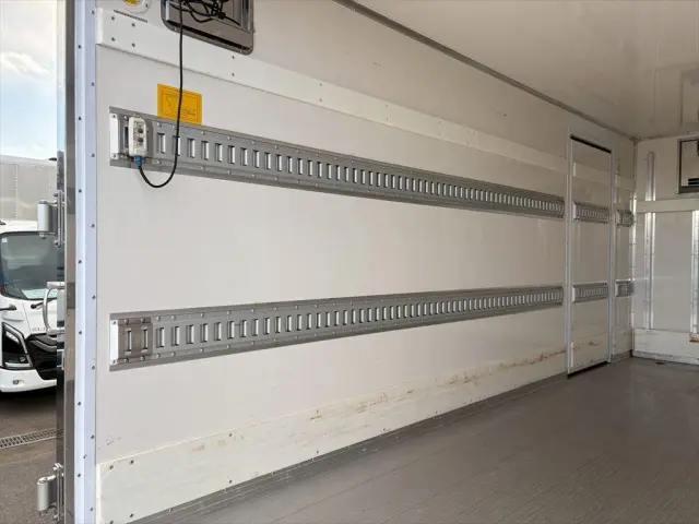 日野 デュトロ 2KG-XZU712M(2WD)の写真9