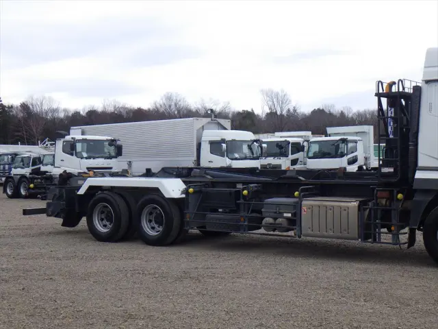 三菱 スーパーグレート 2PG-FV70HZ(6x4)の写真5