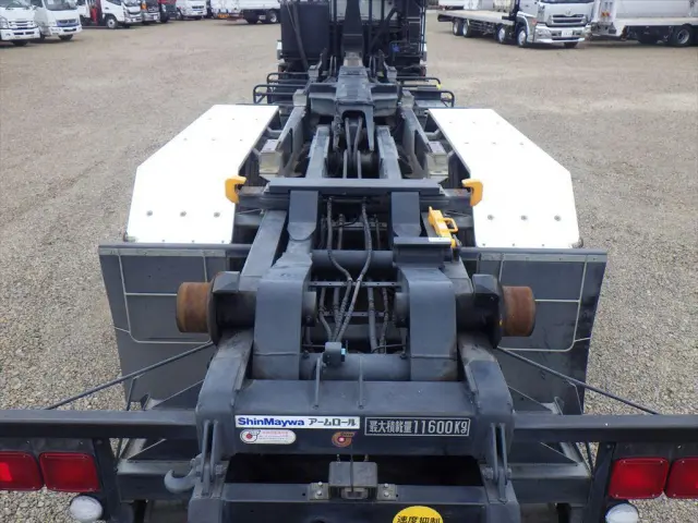 三菱 スーパーグレート 2PG-FV70HZ(6x4)の写真8