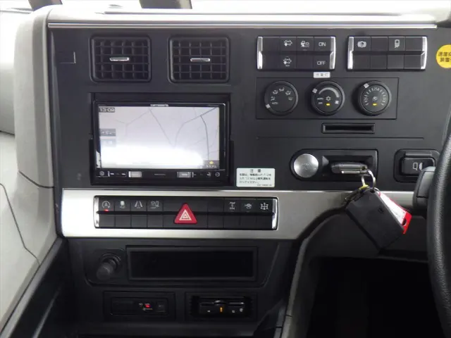 三菱 スーパーグレート 2PG-FV70HZ(6x4)の写真22