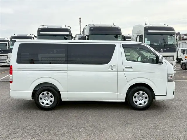 トヨタ ダイナ 3DF-GDH201V(その他)の写真5