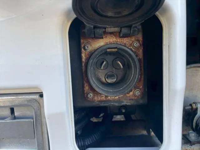 三菱 スーパーグレート QPG-FS64VZ(8x4)の写真15