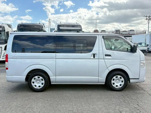 トヨタ ダイナ 3DF-GDH201V(その他)の写真5