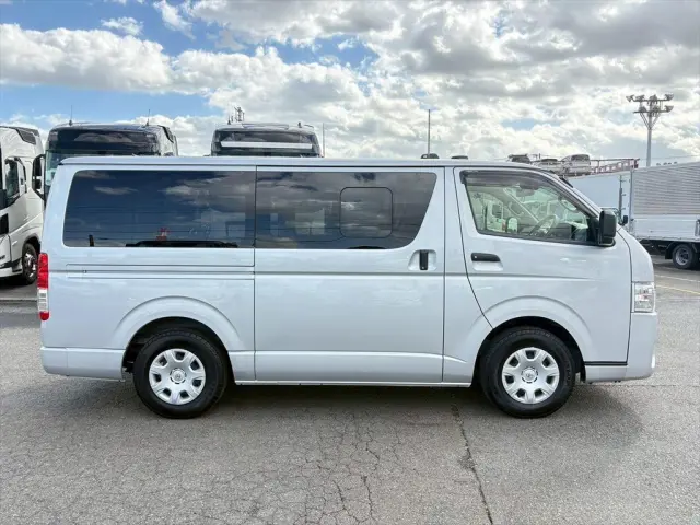 トヨタ ダイナ 3DF-GDH201V(その他)の写真5