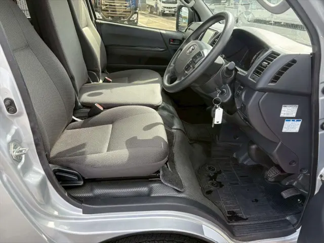 トヨタ ダイナ 3DF-GDH201V(その他)の写真21