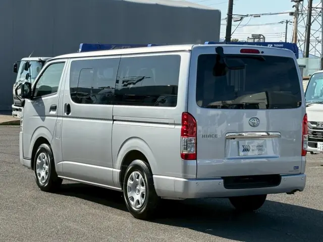 トヨタ ハイエースバン 3DF-GDH201V(その他)の写真3
