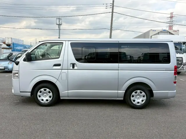 トヨタ ダイナ 3DF-GDH201V(その他)の写真6