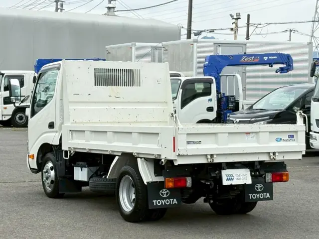 トヨタ ダイナ 2KG-XZC600D(その他)の写真3