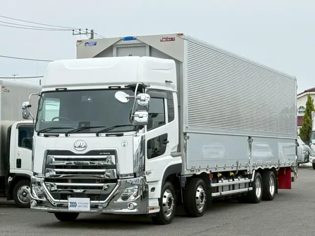 ＵＤ クオン 2RG-CG5FA(8x4)の写真1