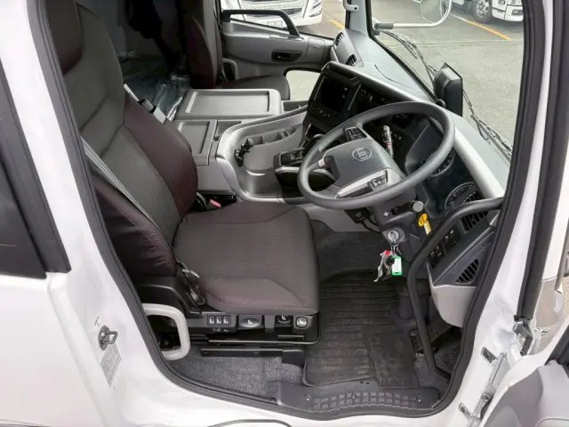 ＵＤ クオン 2RG-CG5FA(8x4)の写真21