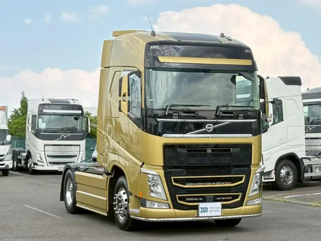 ボルボ FM トラクター 2DG-KA2TEA1(2WD)の写真2