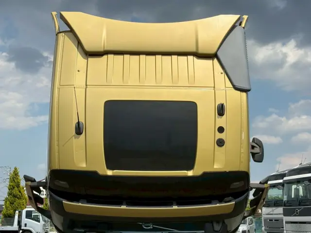 ボルボ FM トラクター 2DG-KA2TEA1(2WD)の写真19