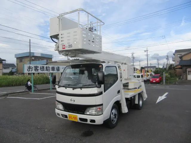 日野 デュトロ PB-XZU301E(2WD)の写真1