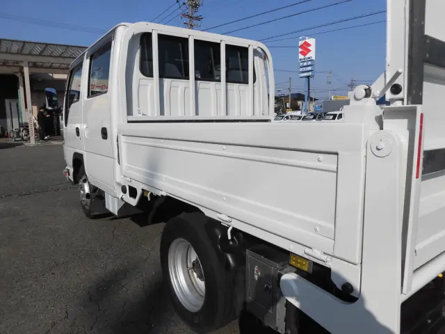 いすゞ エルフ TRG-NJR85A(2WD)の写真9