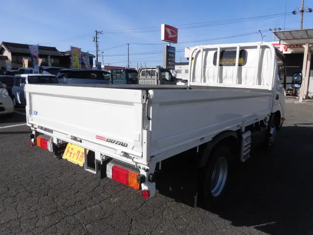 日野 デュトロ 2KG-XZC605M(2WD)の写真2