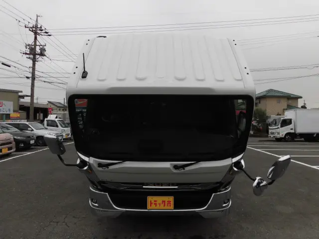 いすゞ エルフ 2PG-NPR88YM(2WD)の写真8