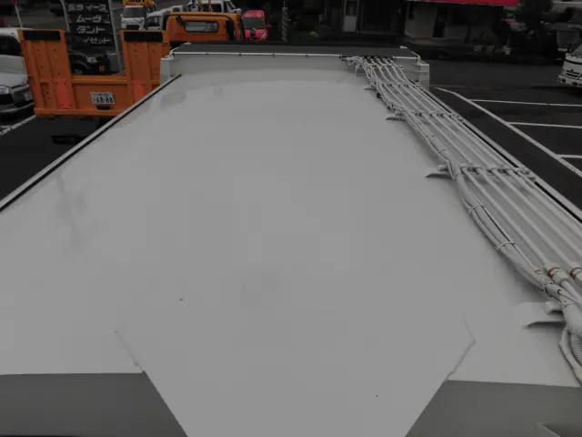 いすゞ エルフ 2PG-NPR88YM(2WD)の写真10