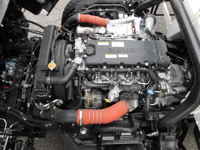 いすゞ エルフ 2PG-NPR88YM(2WD)の写真23