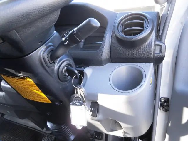 日野 デュトロ 2KG-XZC605M(2WD)の写真30