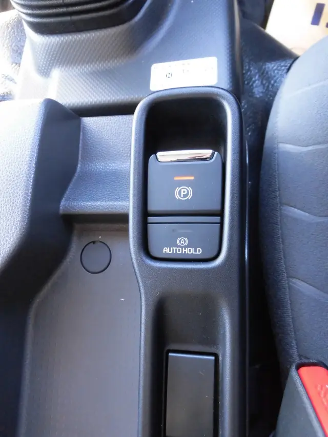 いすゞ エルフ 2PG-NPR88YM(2WD)の写真41