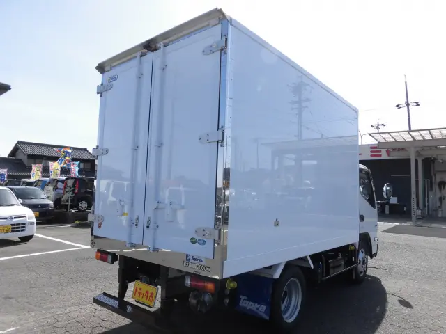 三菱 キャンター 2RG-FBAV0(2WD)の写真3