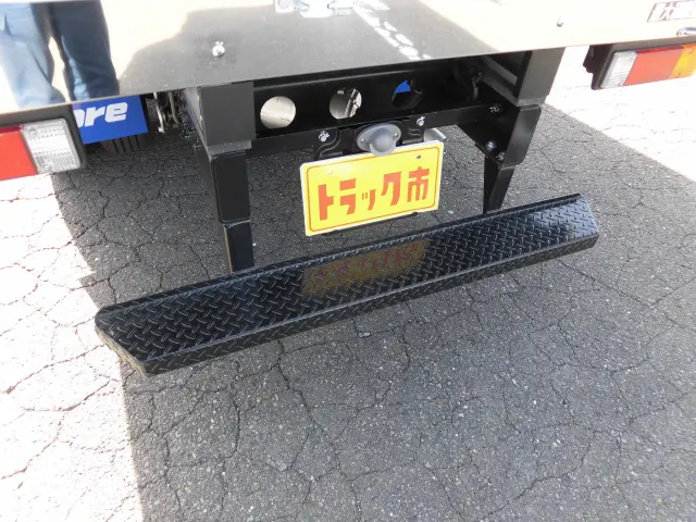 三菱 キャンター 2RG-FBAV0(2WD)の写真12