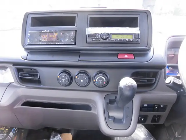 三菱 キャンター 2RG-FBAV0(2WD)の写真34