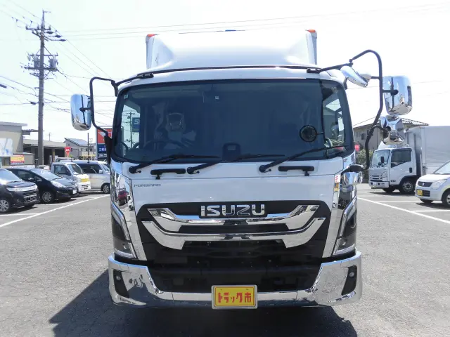 いすゞ フォワード 2RG-FRR90T4(2WD)の写真7
