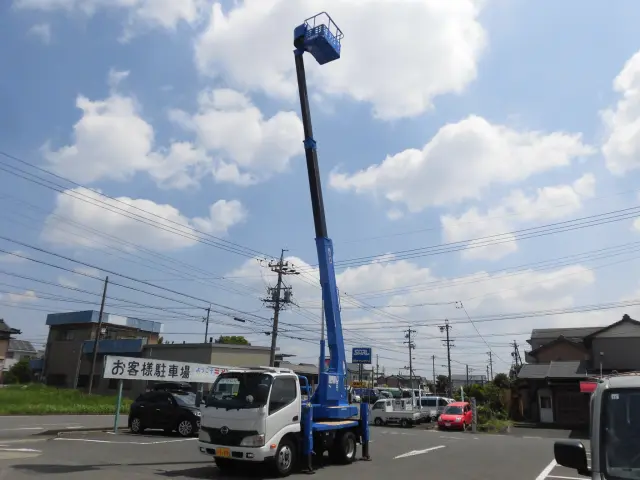 日野 デュトロ SKG-XZU600E(2WD)の写真20