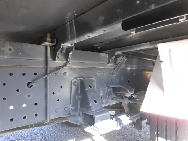 いすゞ エルフ TRG-NPR85AN(2WD)の写真22