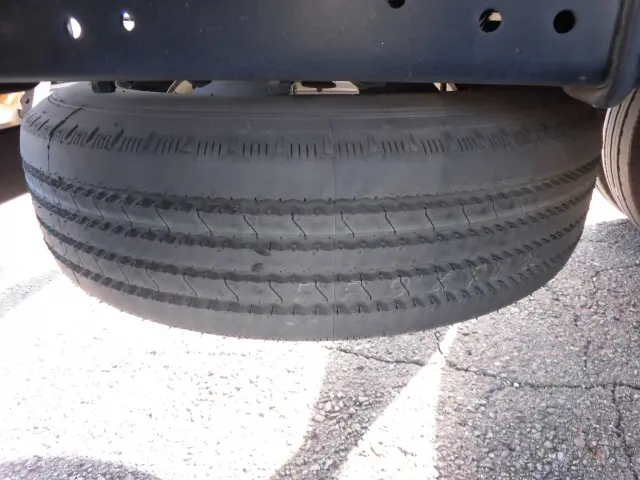 いすゞ エルフ TRG-NPR85AN(2WD)の写真27