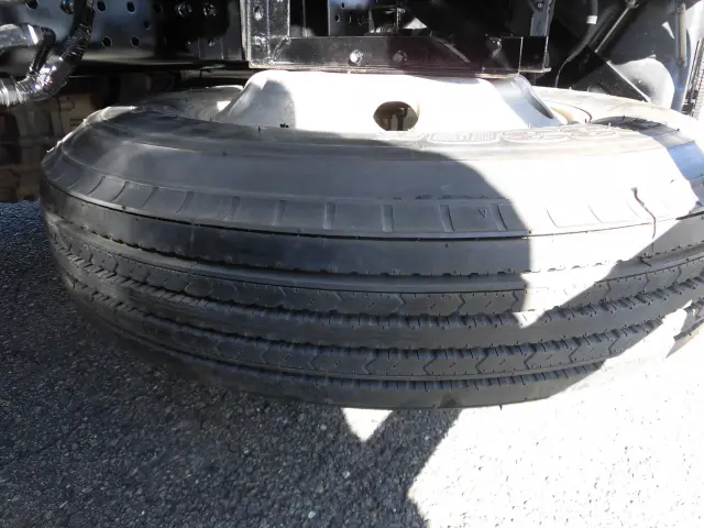 いすゞ フォワード 2RG-FRR90T2(2WD)の写真28
