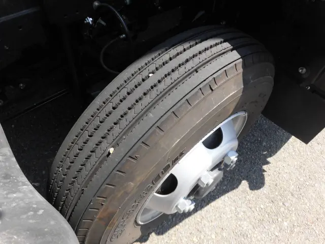 いすゞ フォワード 2RG-FRR90T4(2WD)の写真29