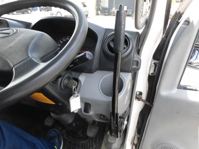 日野 デュトロ SKG-XZU600E(2WD)の写真37