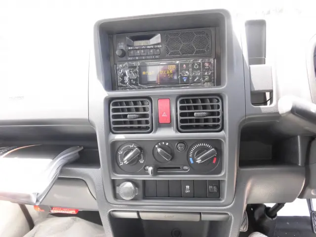 三菱 ミニキャブトラック 3BD-DS16T(2WD)の写真26