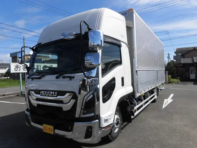いすゞ フォワード 2RG-FRR90T4(2WD)の写真1