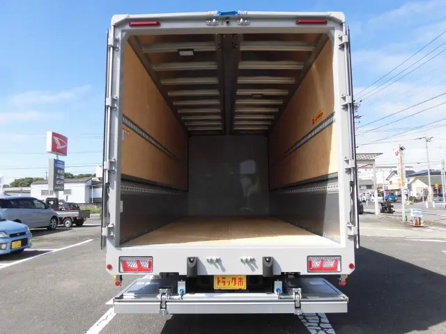 いすゞ フォワード 2RG-FRR90T4(2WD)の写真10