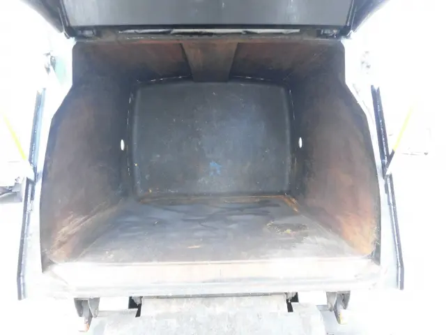 いすゞ エルフ TPG-NMR85AN(2WD)の写真20