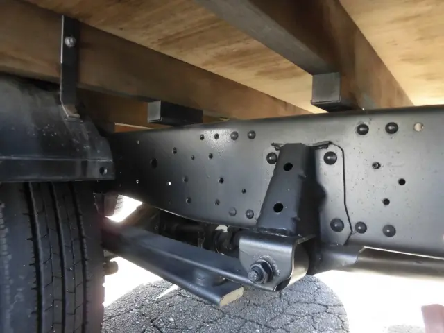 いすゞ エルフ TRG-NPR85AR(2WD)の写真22