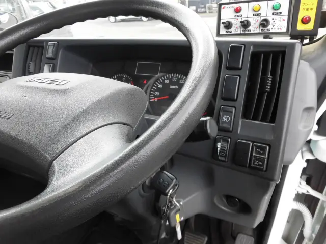 いすゞ フォワード 2RG-FRR90T4(2WD)の写真36