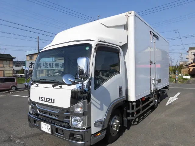 いすゞ エルフ TPG-NPR85AN(2WD)の写真1